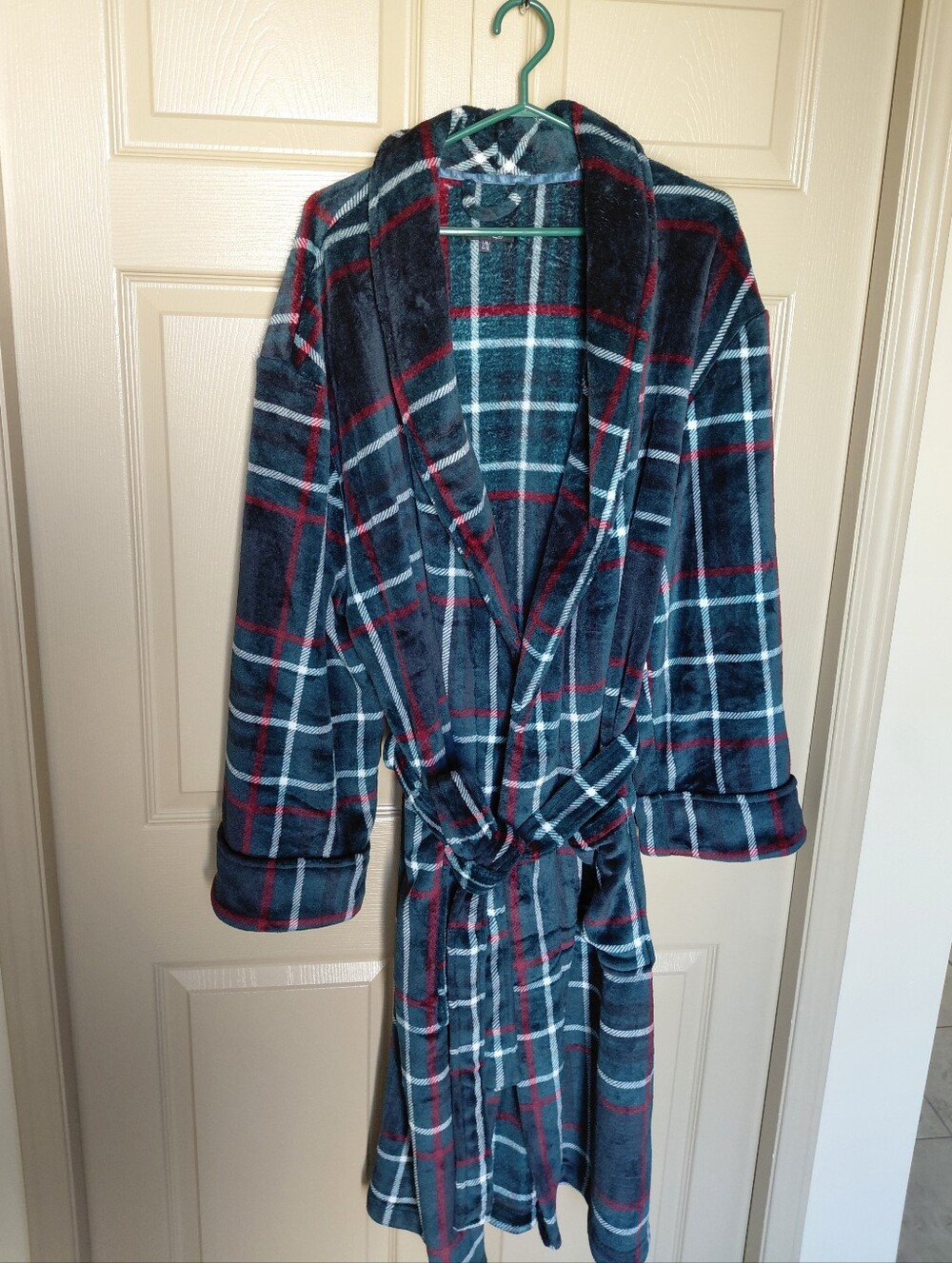 George Men's Plaid Robe